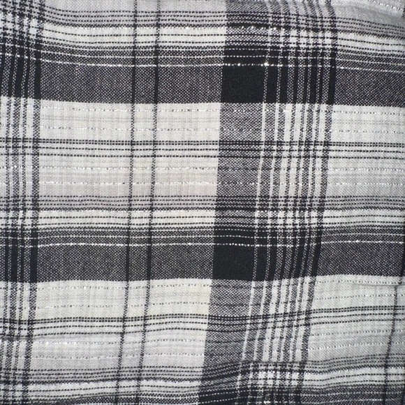 Tassel Scarf - Picture 3 of 3